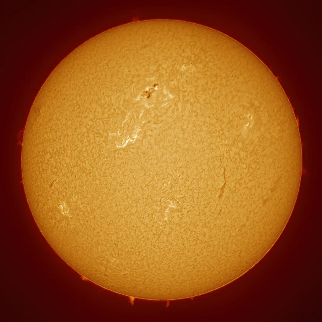 Sun in H-alpha filter